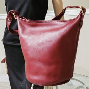 Vintage Coach 9085 Red Leather XL Duffle, Hobo, Beeker Shoulder Bag - Excellent